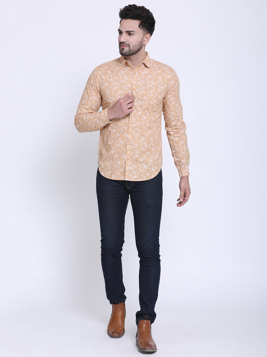 Crosscreek Men Beige & White Slim Fit Printed Casual Shirt Crosscreek