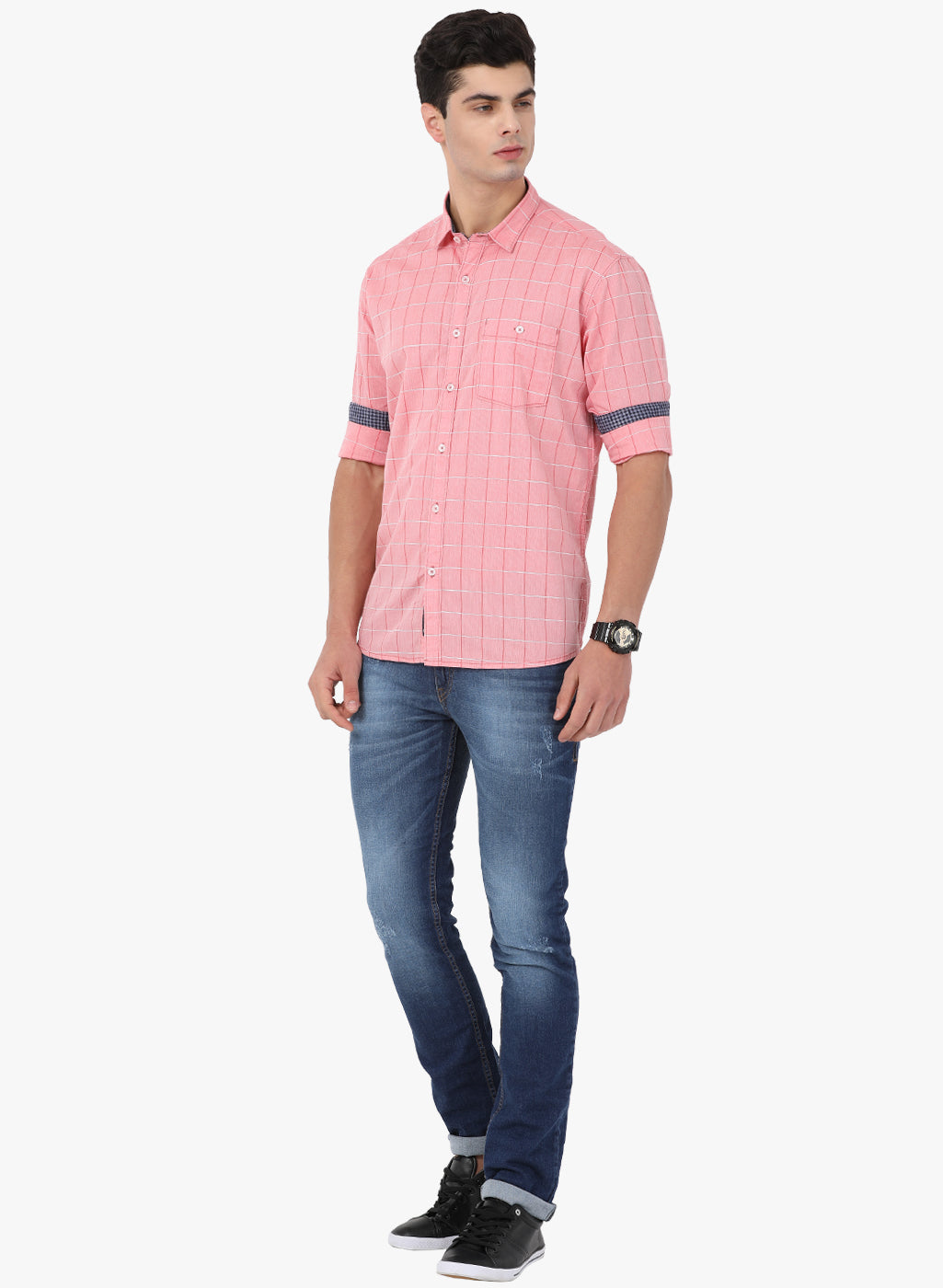 Crossceek Men Red Checks Casual Shirt Crosscreek
