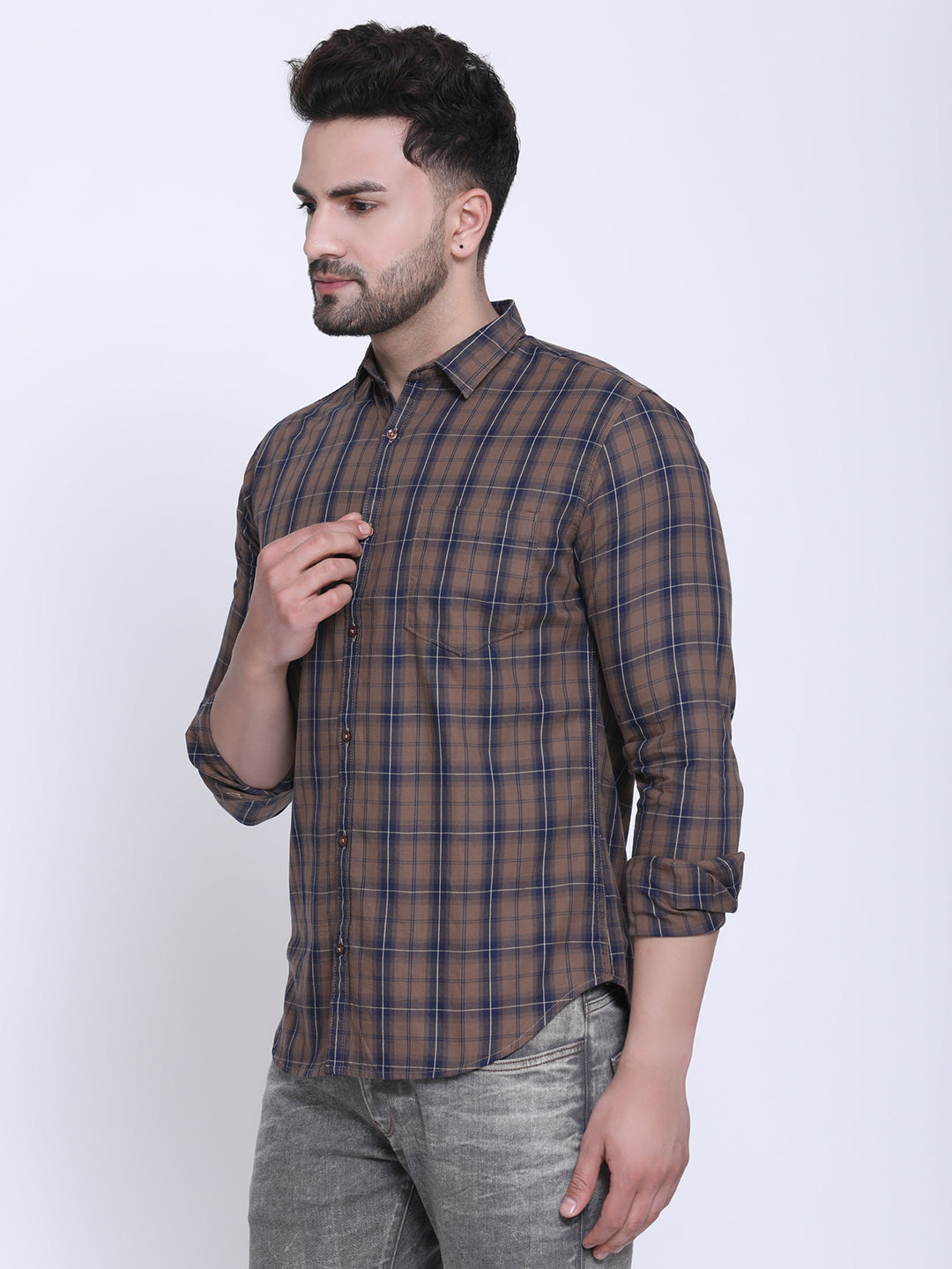 Crosscreek Men Brown & Navy Blue Slim Fit Checked Casual Shirt Crosscreek