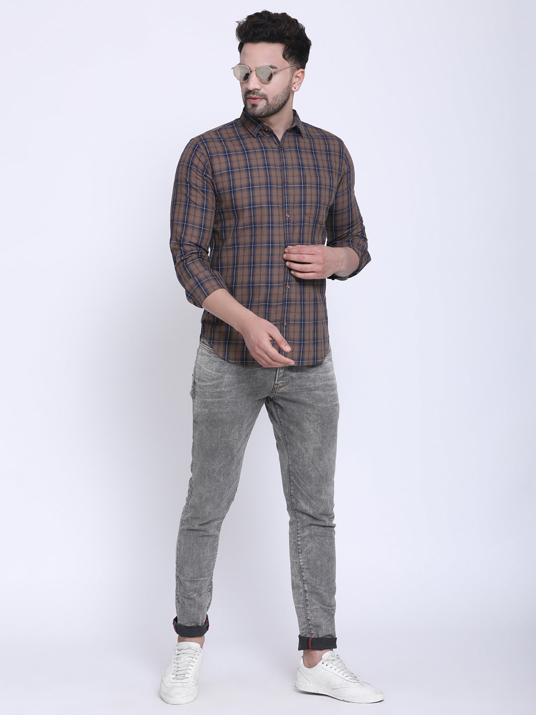 Crosscreek Men Brown & Navy Blue Slim Fit Checked Casual Shirt Crosscreek