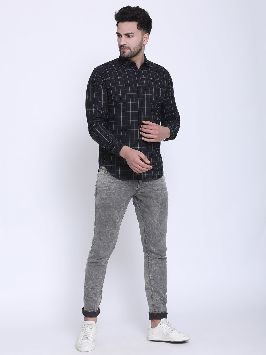 Crosscreek Men Black & White Slim Fit Checked Casual Shirt Crosscreek