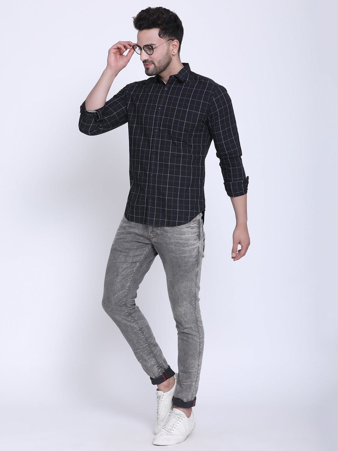 Crosscreek Men Black & White Slim Fit Checked Casual Shirt Crosscreek
