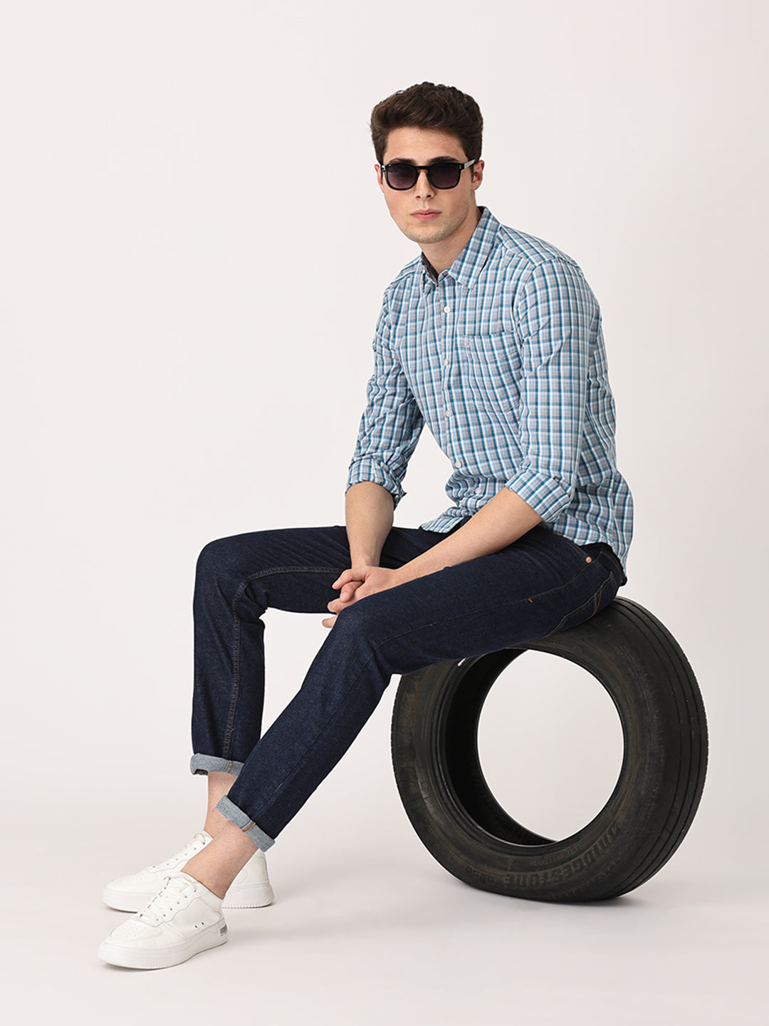 Crosscreek Men Blue Slim Fit Checked Cotton Casual Shirt