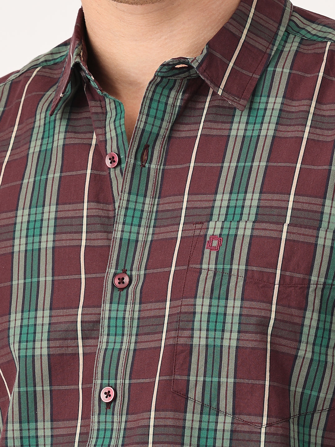 Crosscreek Men Maroon Slim Fit Checked Cotton Casual Shirt Crosscreek