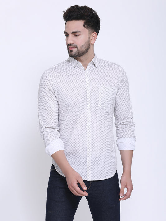 Crosscreek Men White Slim Fit Solid Casual Shirt Crosscreek
