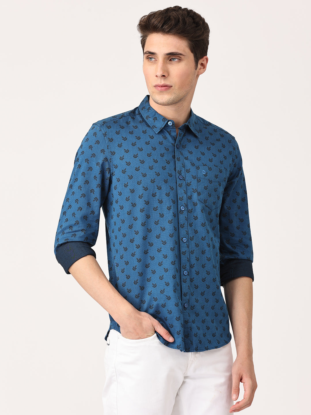Crosscreek Men Blue with Black Slim Fit Printed Cotton Casual Shirt Crosscreek