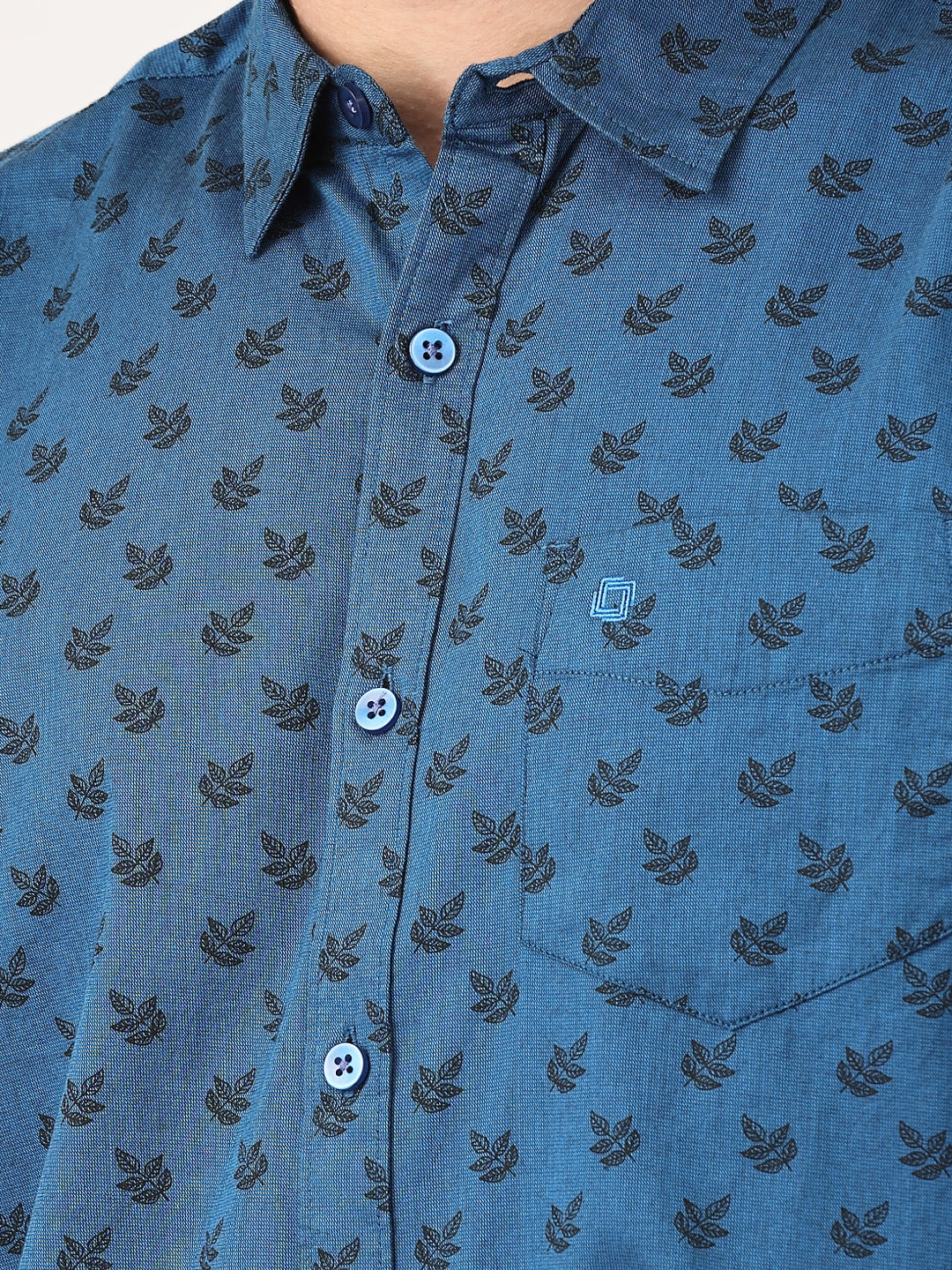 Crosscreek Men Blue with Black Slim Fit Printed Cotton Casual Shirt Crosscreek