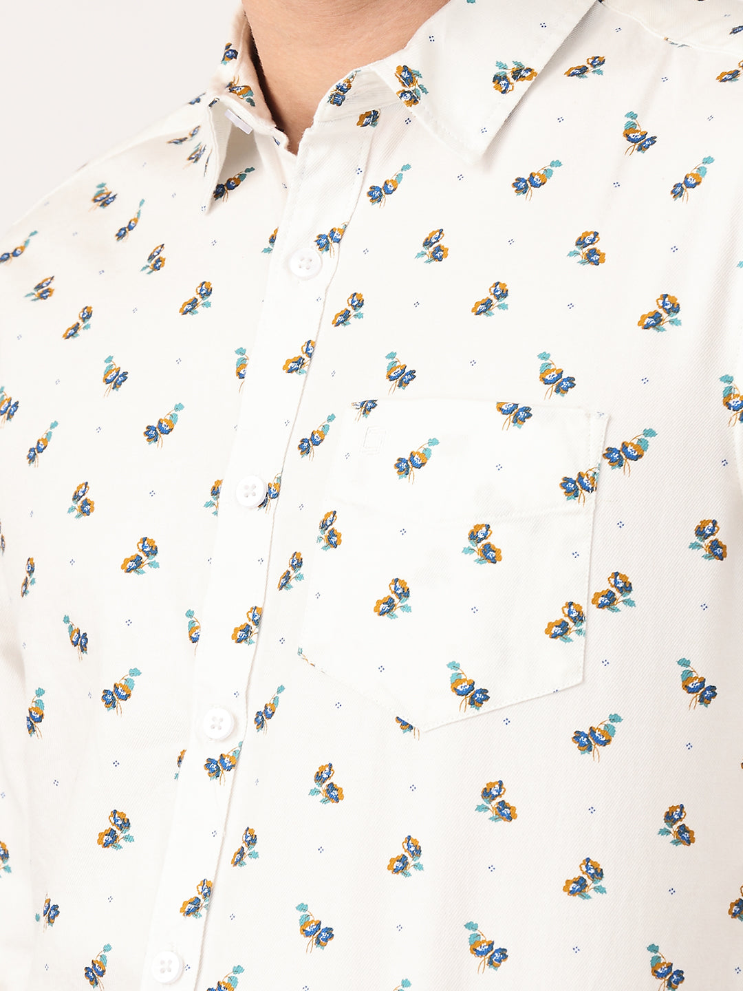 Crosscreek Men White Slim Fit Printed Cotton Casual Shirt
