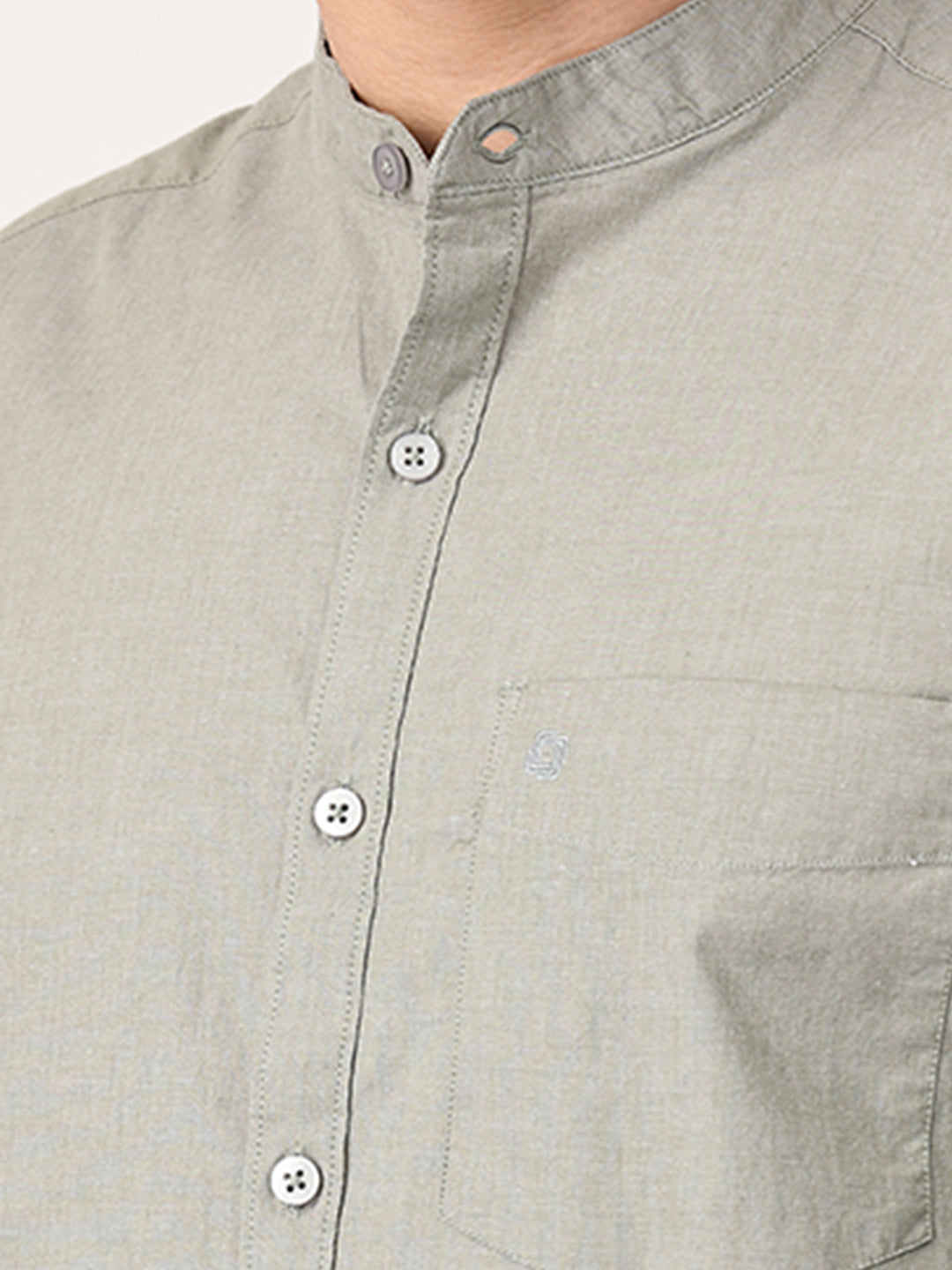 Crosscreek Men Olive Slim Fit Solid Cotton Casual Shirt Crosscreek