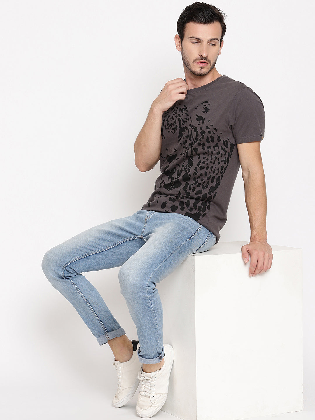 Leopard Graphic Dark Grey Printed Men T-Shirt Wolfpack