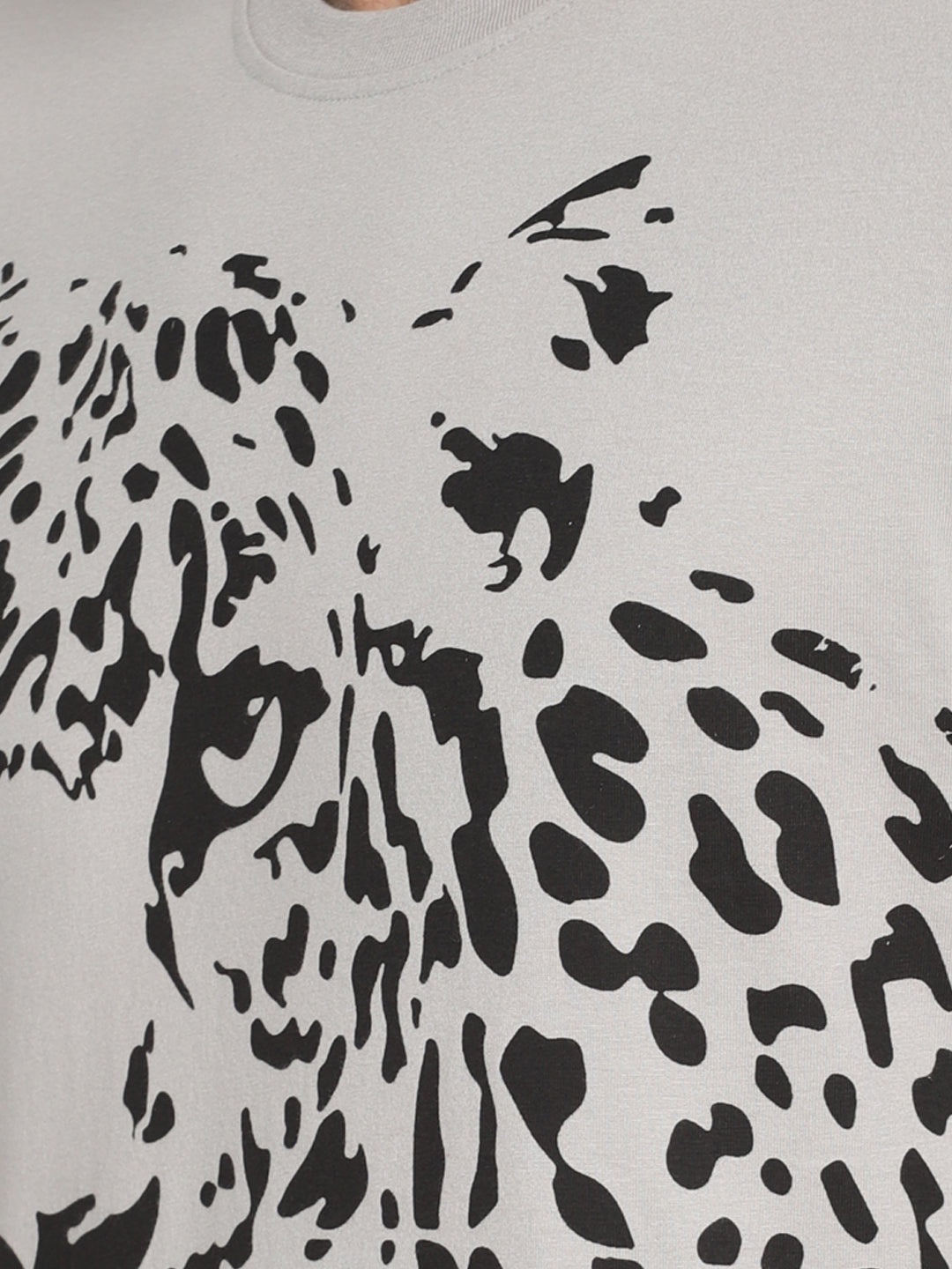 Wolfpack Men Light Grey Printed T-Shirt Wolfpack
