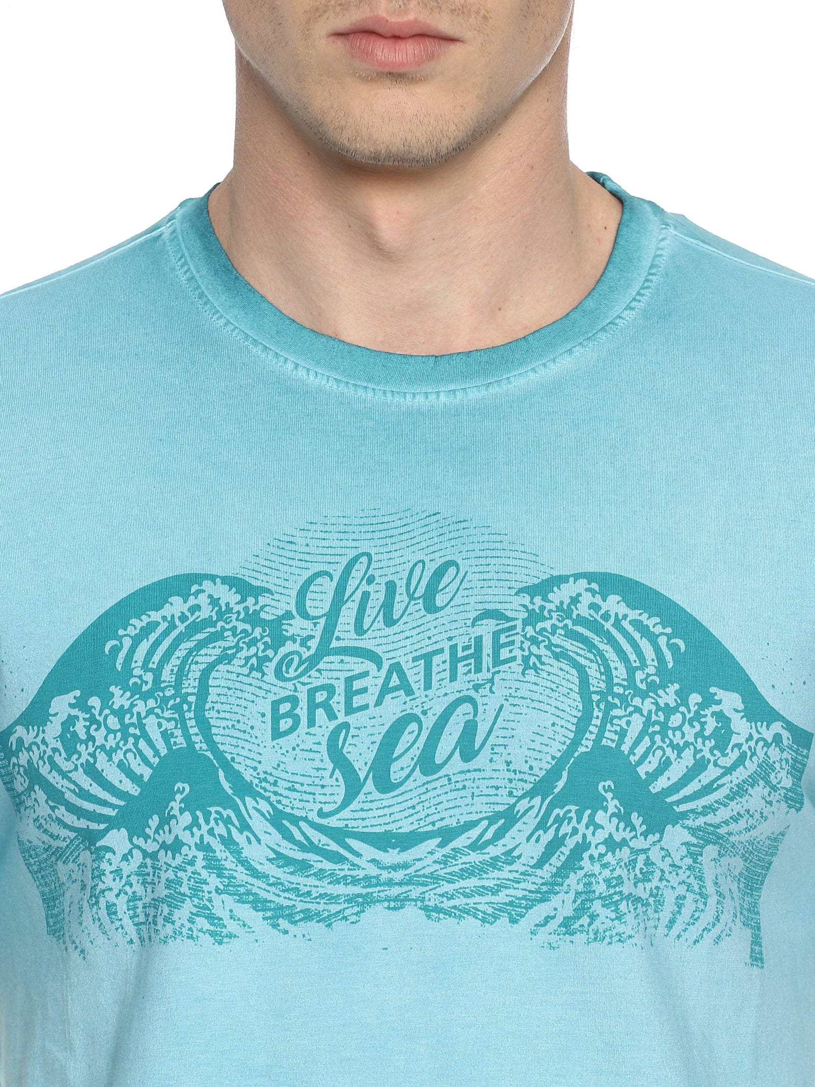 Wolfpack Men Light Blue Printed T-Shirt Wolfpack