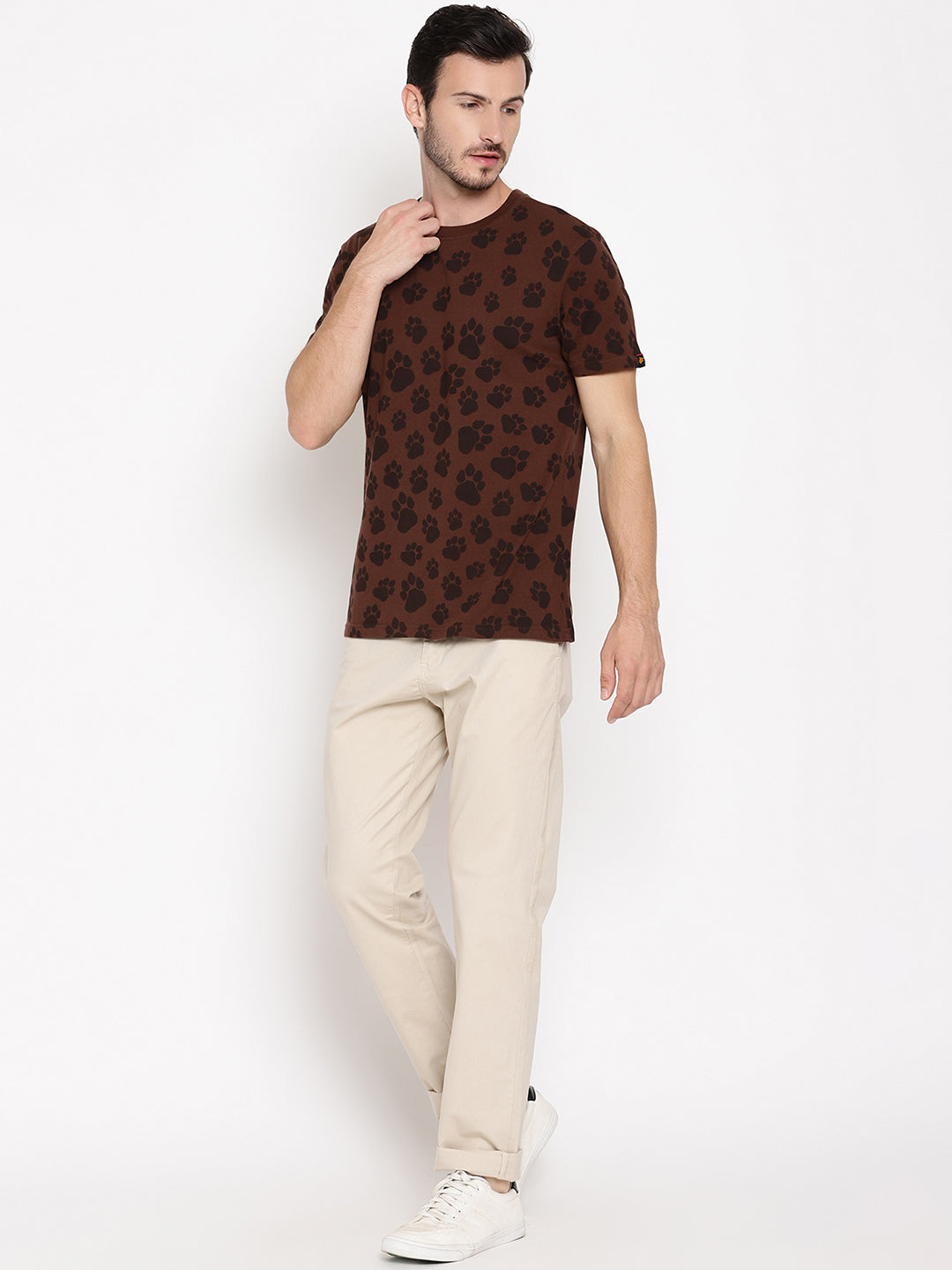 Pug Mark Choco Brown Printed Men T-Shirt Wolfpack
