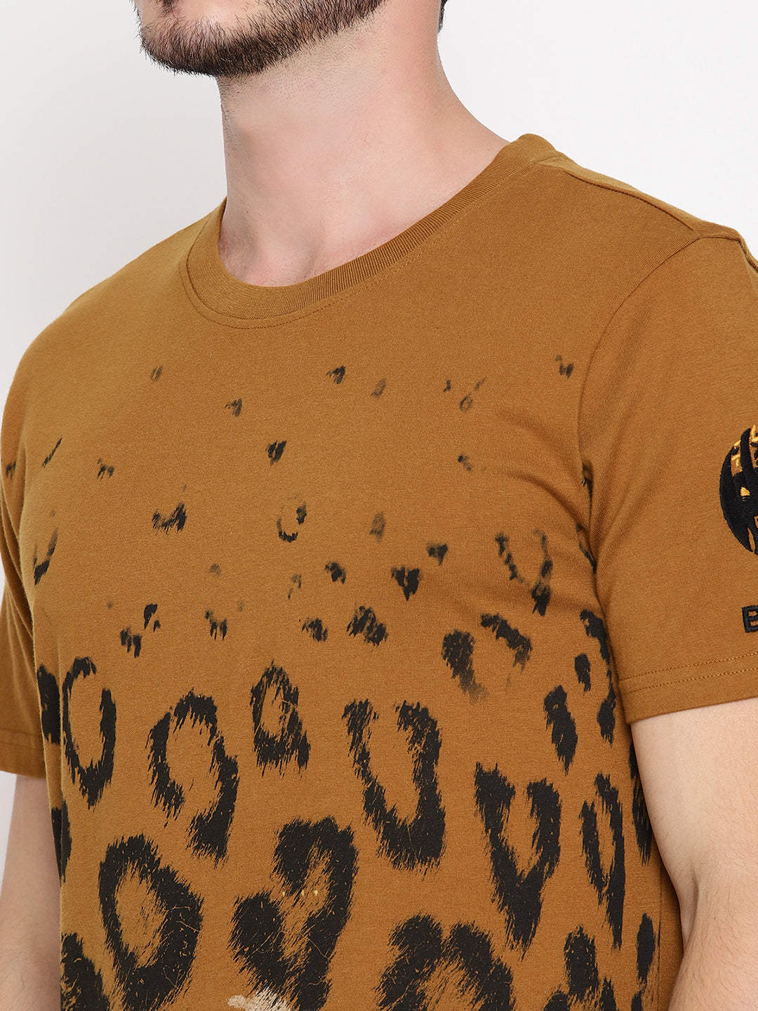 Spotted Greenish Brown Printed Men T-Shirt Wolfpack