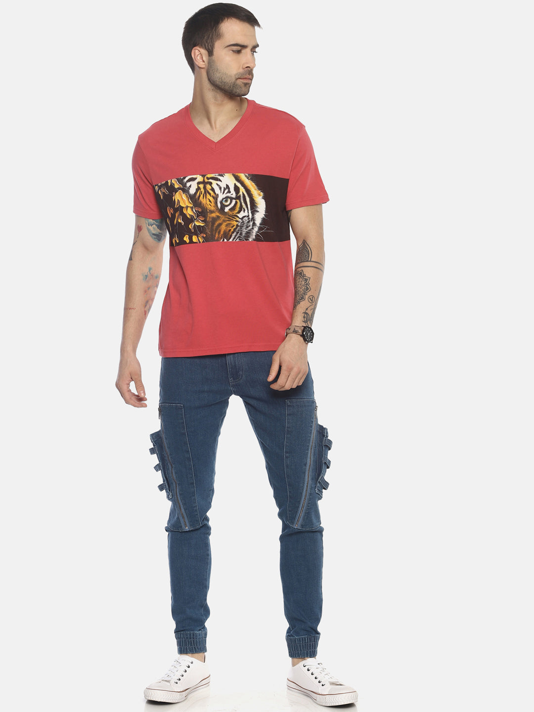 Tiger Eyes With Leaves Dark Pink Printed Men T-Shirt Wolfpack