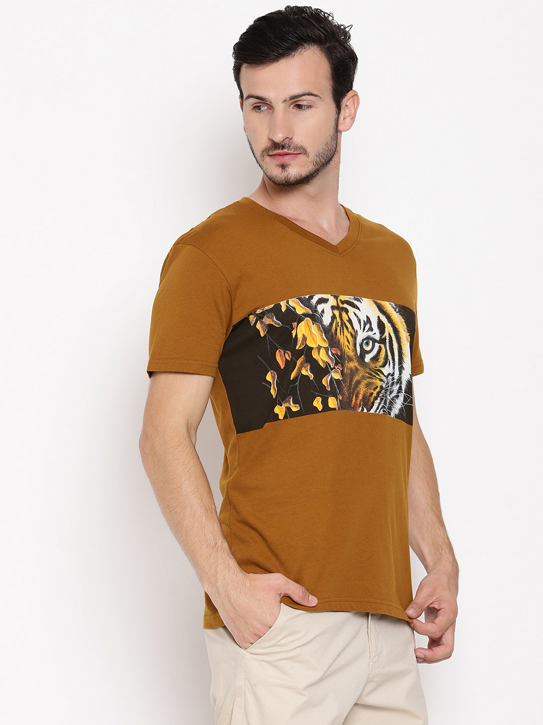 Tiger Eyes with Leaves Golden Brown Printed Men T-Shirt Wolfpack