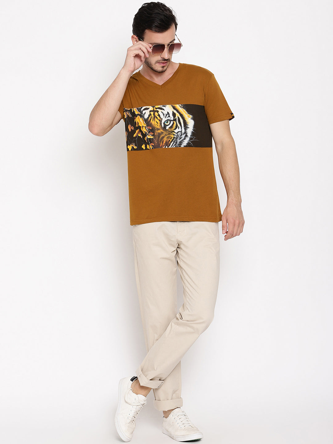Tiger Eyes with Leaves Golden Brown Printed Men T-Shirt Wolfpack