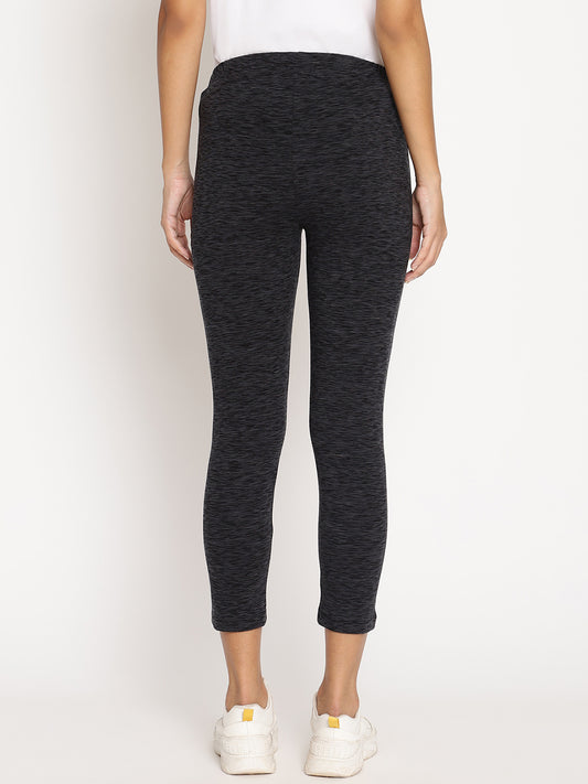 Wolfpack Black 3/4th Women Leggings Wolfpack