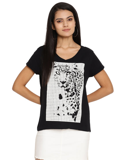 Wolfpack Leopard Graphic Checkered Black Women T-Shirt