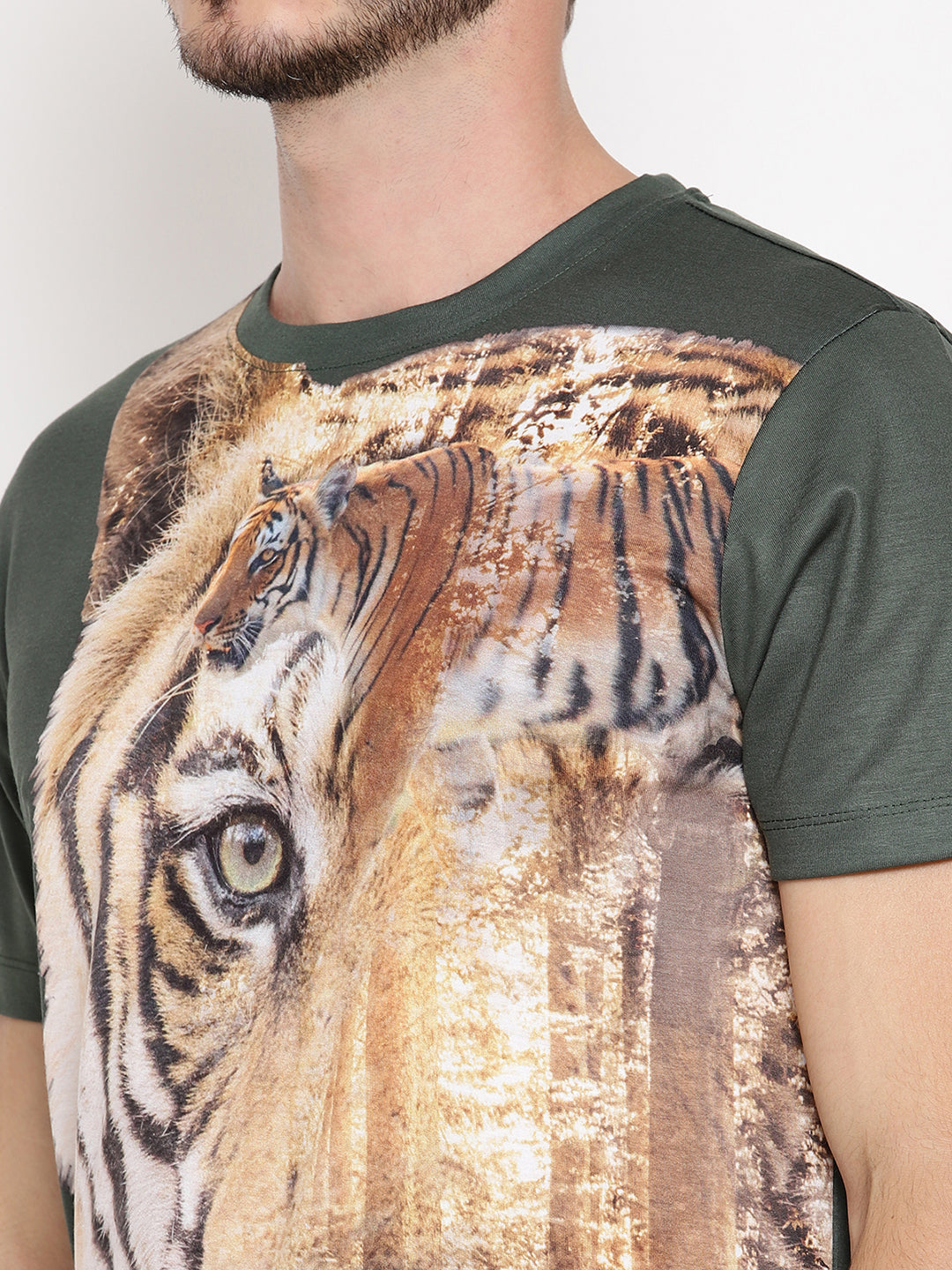 Tiger Side Green Printed Men T-Shirt
